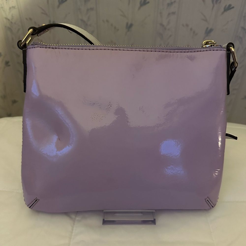 Kate Spade Patent Purple Crossbody w/Storybook Lining - Picture 2 of 14